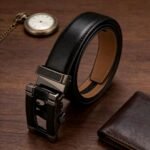 Men's automatic buckle business belt with metal and leather trim