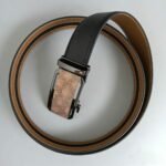 Wholesale Bonitogo Vertical striped brushed alloy automatic buckle men's business casual belt dancreation-8625 - Image 3